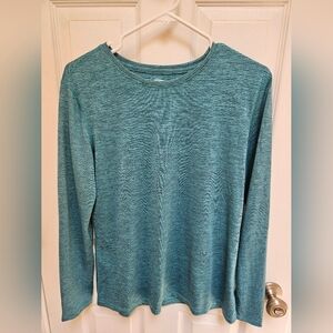 Womens athletic shirt